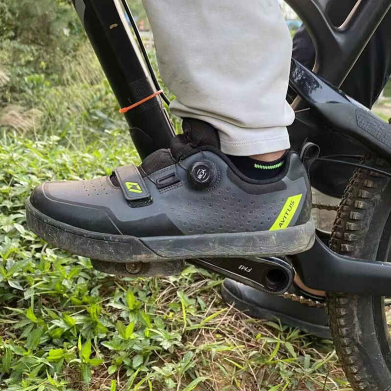 Commuting On Road Bike - AVITUS Mountain Bike Shoes Zapatillas MTB